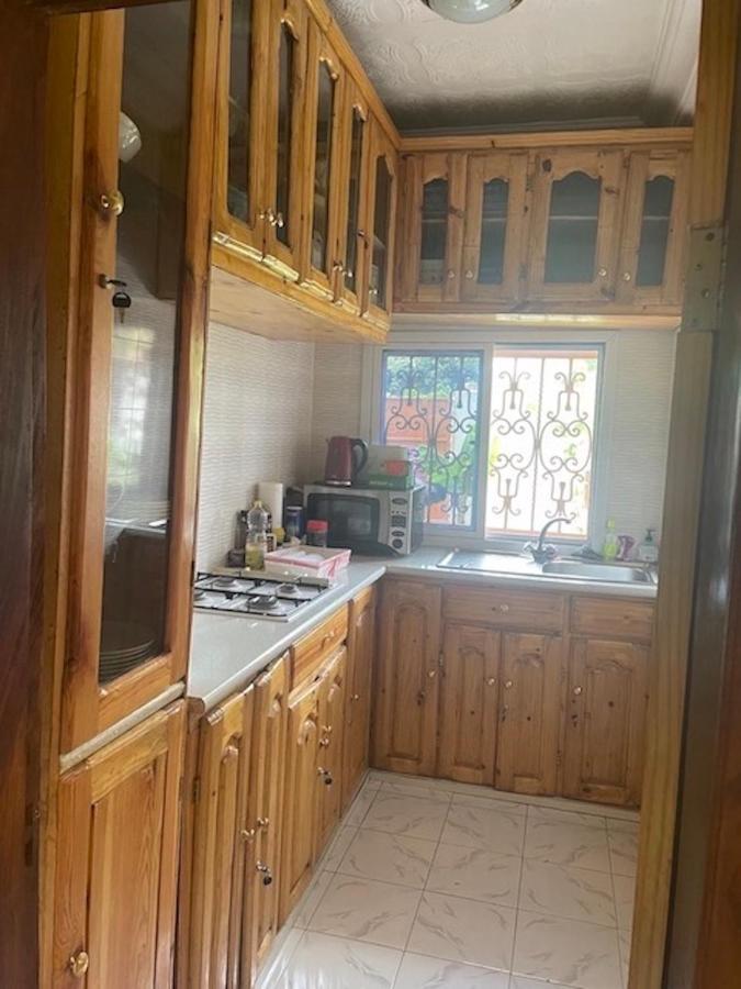 Bed and Breakfast The Compound Bijilo Екстер'єр фото