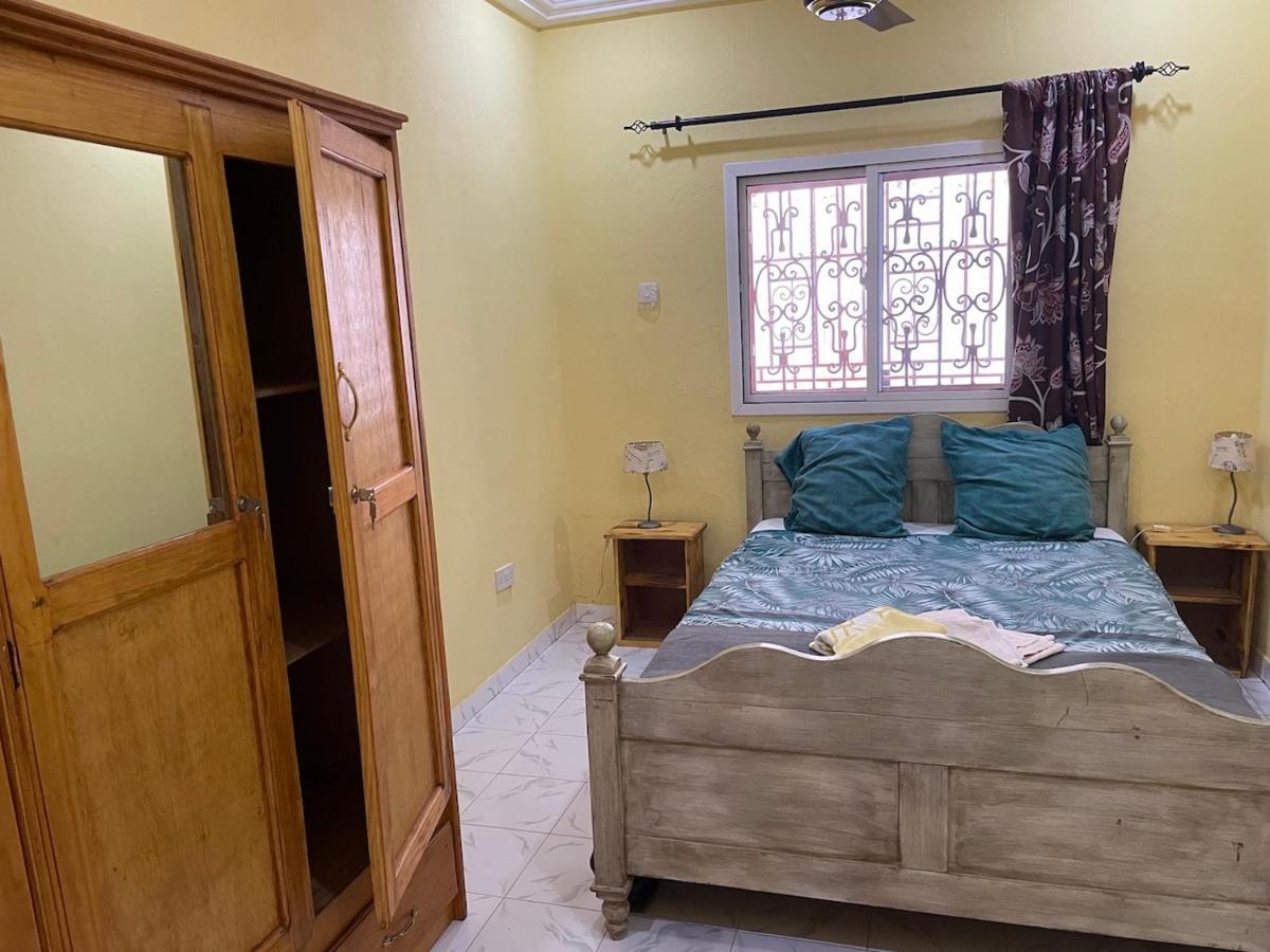 Bed and Breakfast The Compound Bijilo Екстер'єр фото