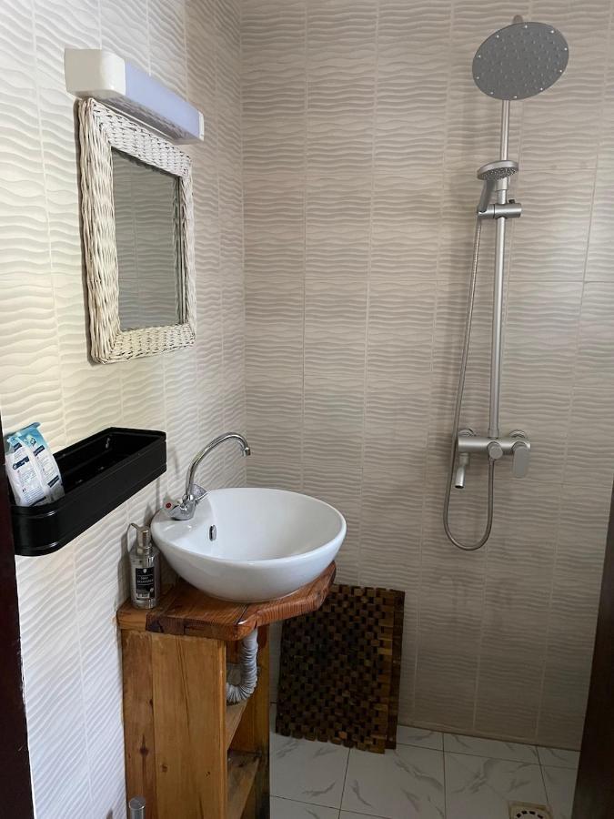 Bed and Breakfast The Compound Bijilo Екстер'єр фото
