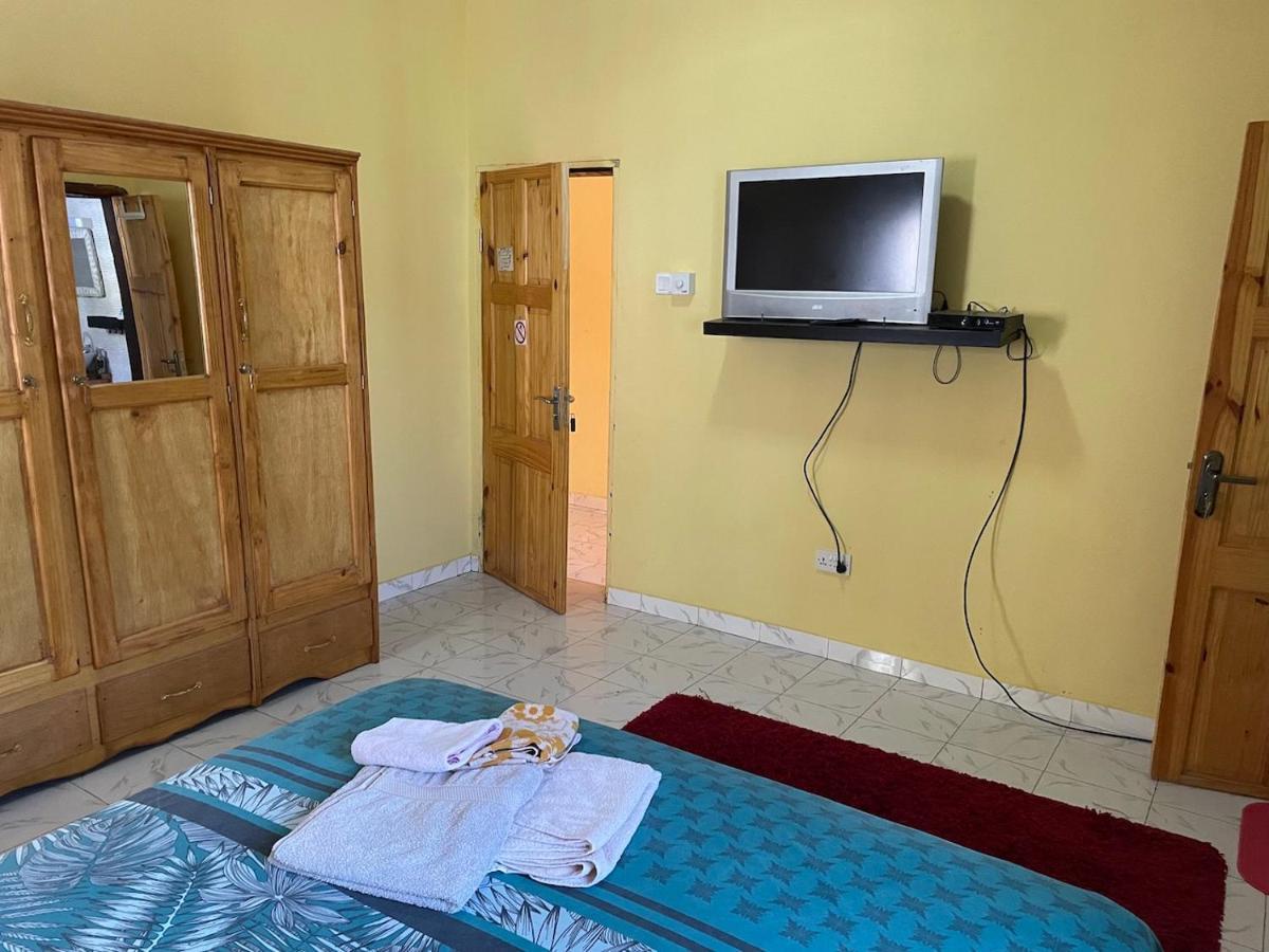 Bed and Breakfast The Compound Bijilo Екстер'єр фото