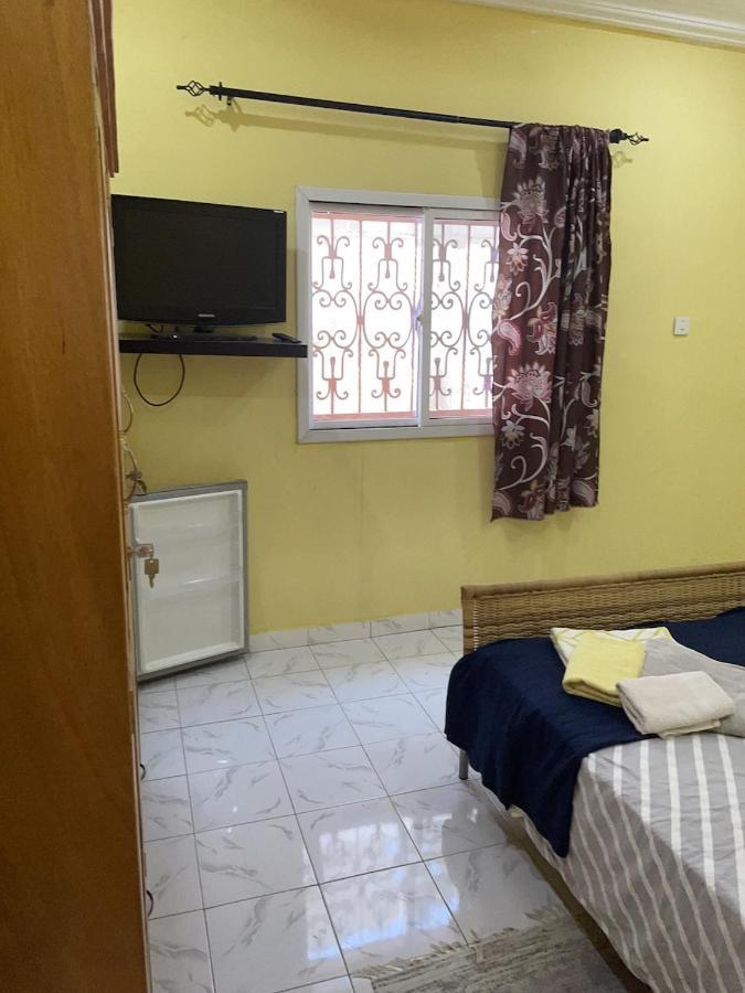 Bed and Breakfast The Compound Bijilo Екстер'єр фото