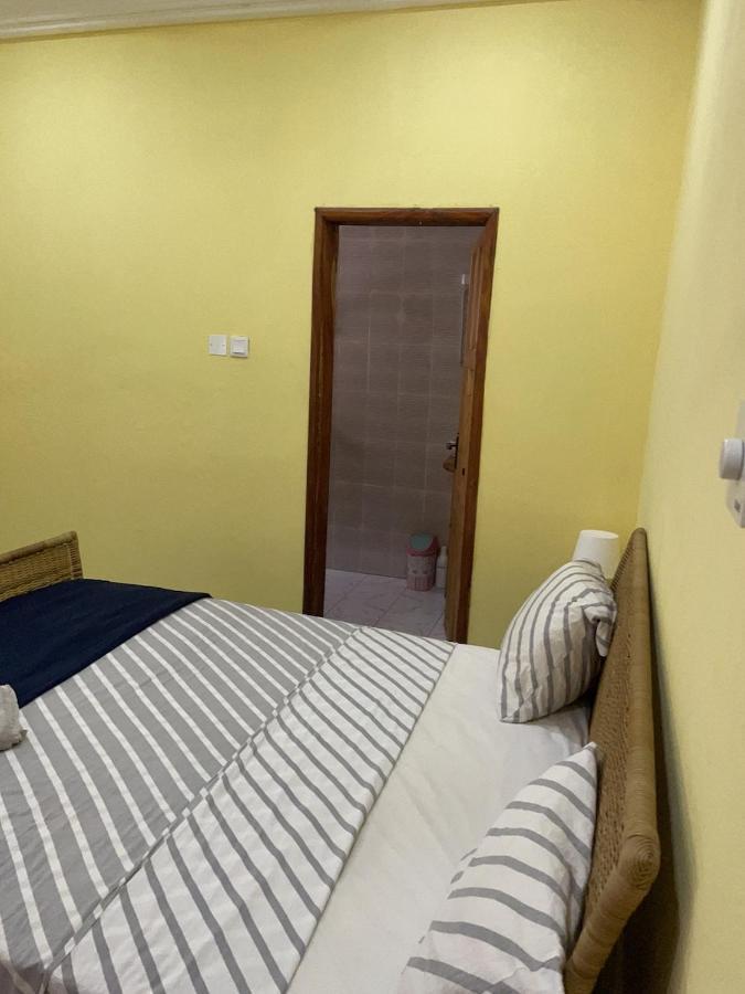 Bed and Breakfast The Compound Bijilo Екстер'єр фото